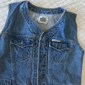Black Water Vintage Blue Denim Vest. Size XL. Fits like a M. Vintage.